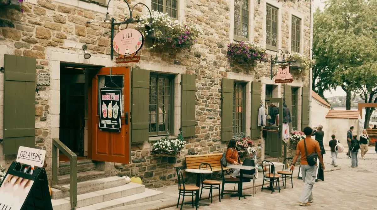 Diferencias clave entre persona física y moral - cafeteria